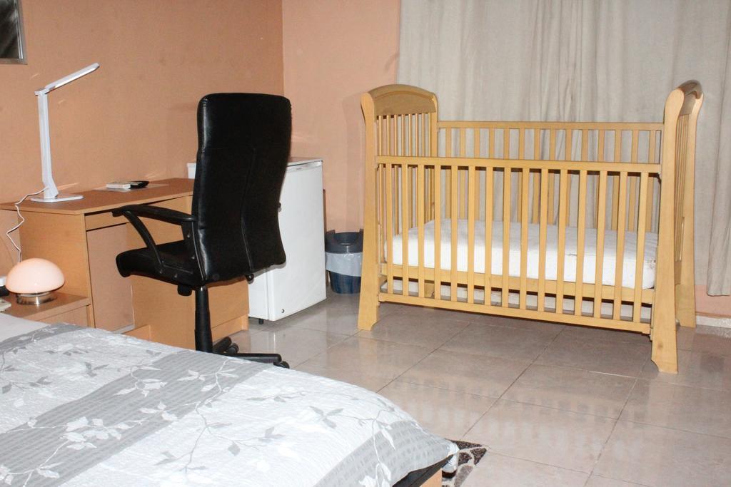 Negolodge Accra Bagian luar foto